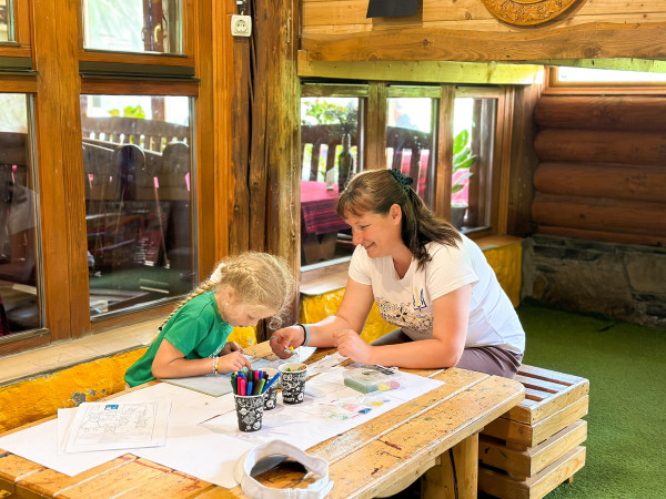 Услуги няни Изки