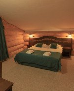 Коттедж с кухней Вилла Family