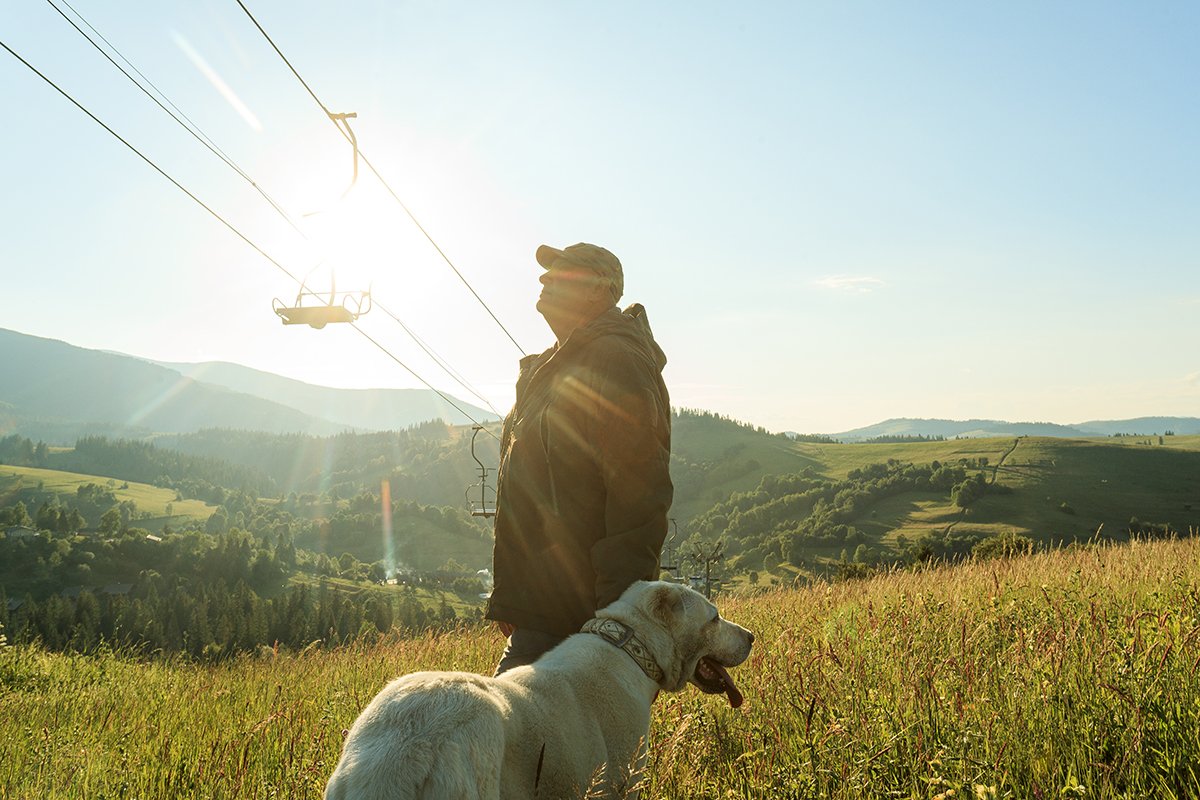 Галлерея Изки летом