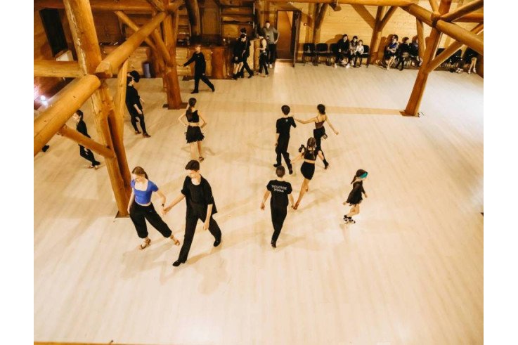 конференц-зал пол