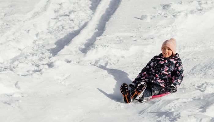 Сноутюбінг у Карпатах: де покататися на санках