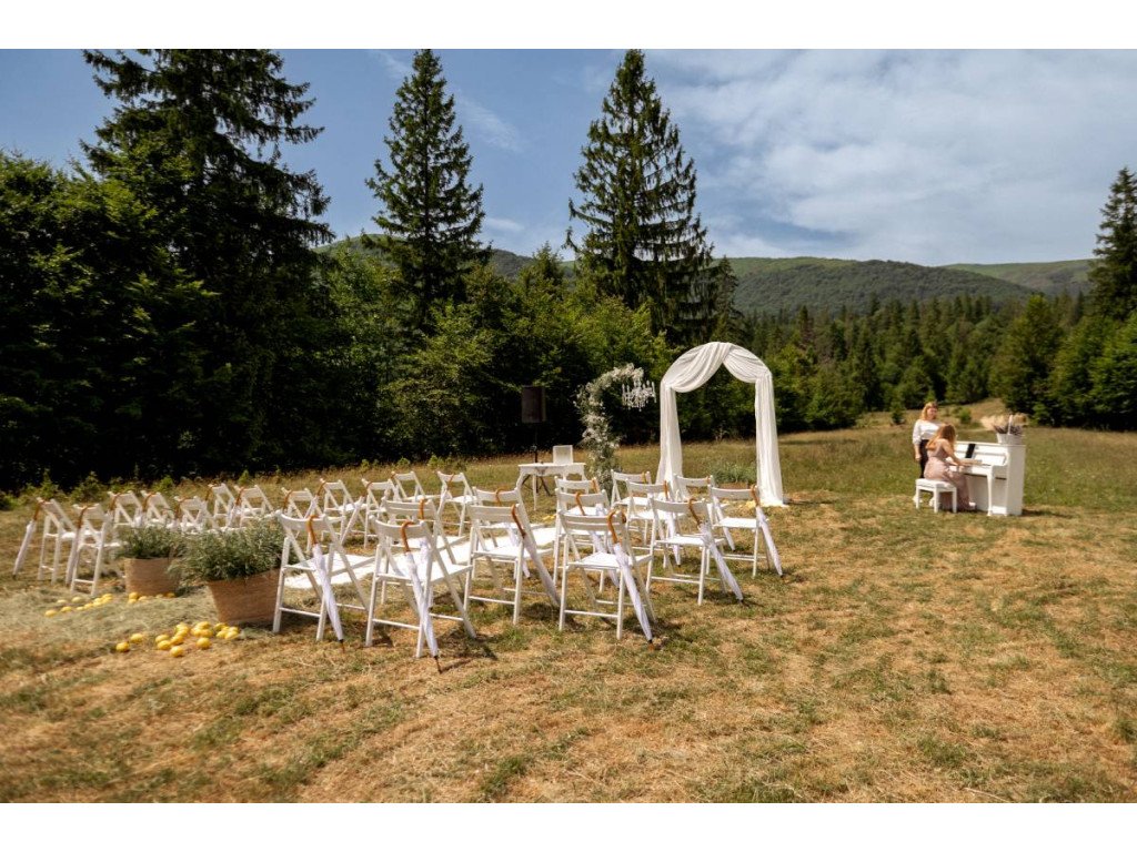 Традиционная свадьба в Карпатах