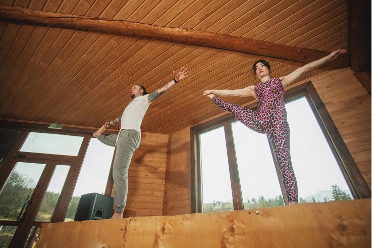 Йога тури в Карпатах