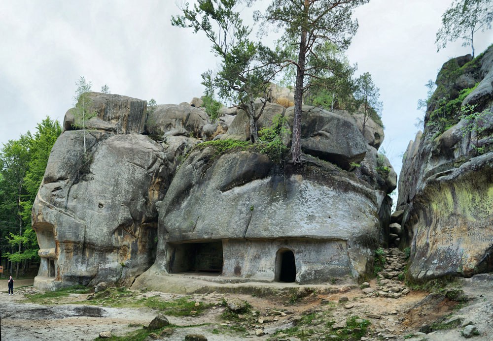 Скалы Довбуша