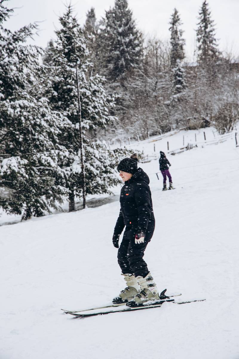Решили покорить горные склоны и устроить себе незабываемый зимний отдых?